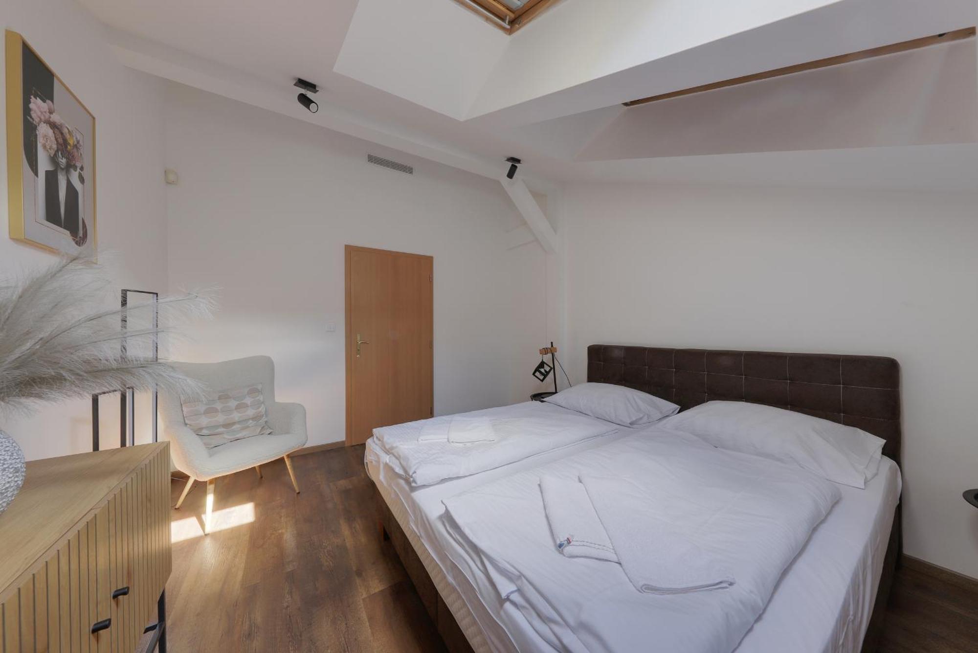Aneri Apartment Old Town Bratislava Esterno foto
